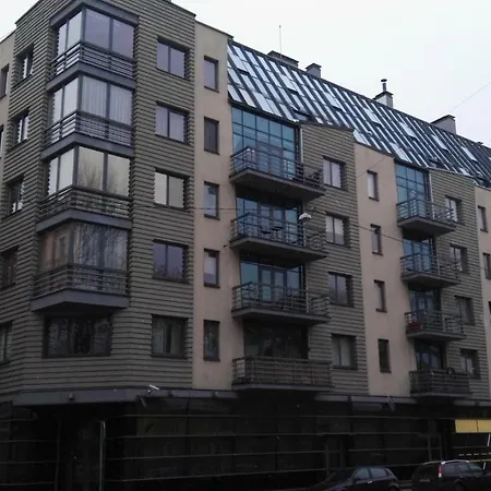 Apartment By Park Riga
