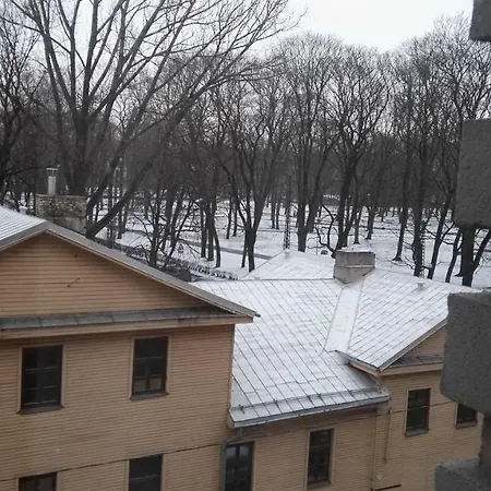 By Park Apartment